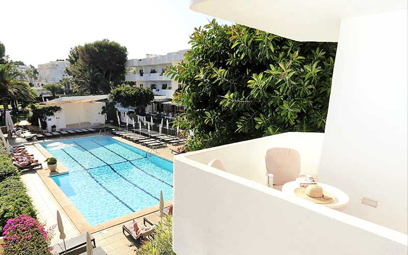 superior room pool view hotel rocamarina bed superior room pool view hotel rocamarina